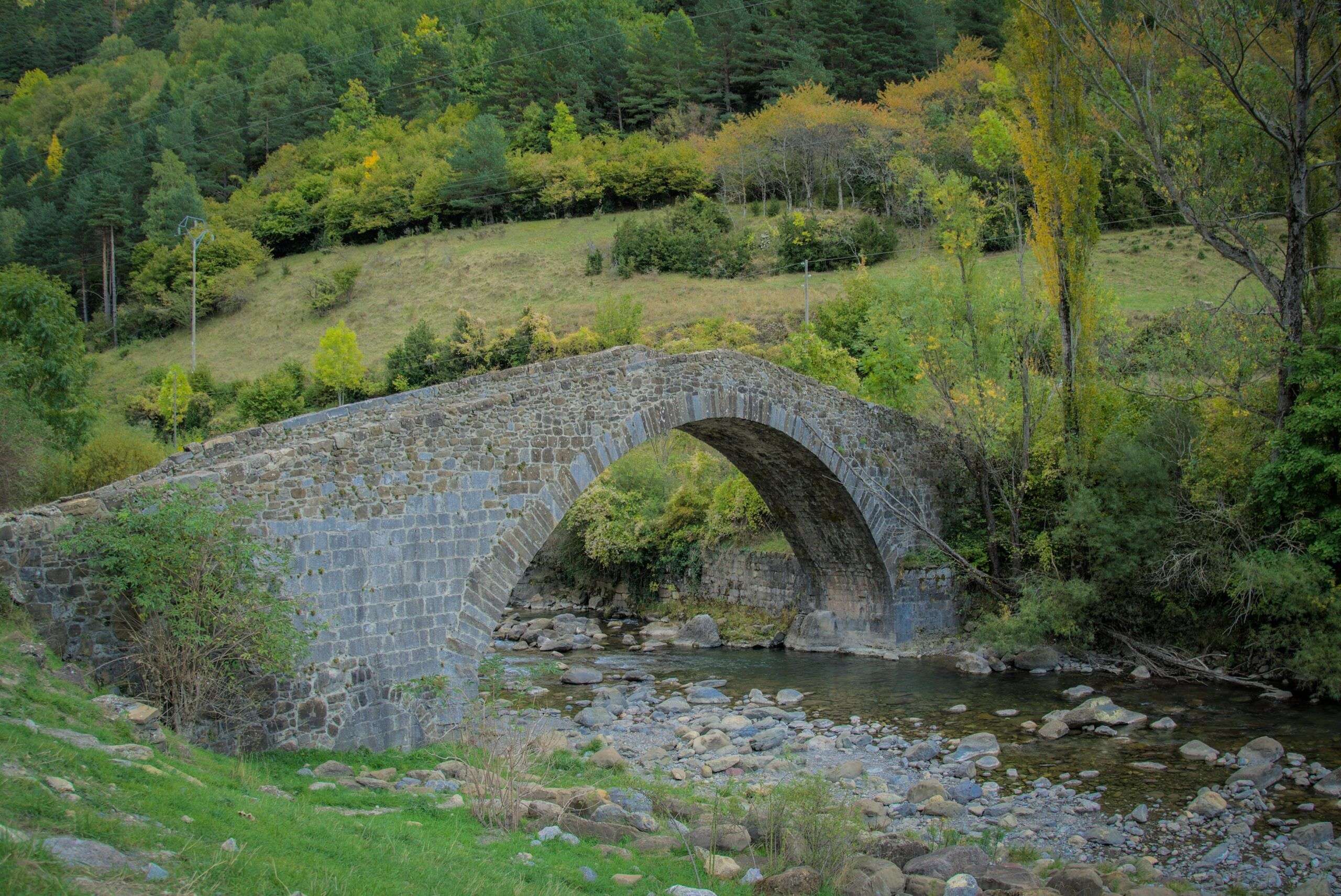 El Puente de los Peregrinos, en Canfranc Pueblo