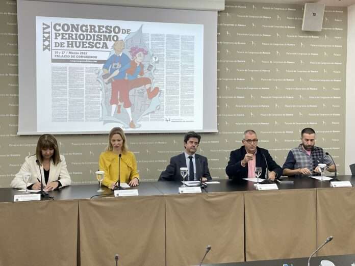 Berta Fernández, Sara Castillero, Luis Felipe, Fernando García Mongay y Pablo Nadal, en la presentación del XXIV Congreso de Periodismo de Huesca