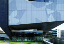 CaixaForum Zaragoza acoge un ciclo de debates sobre las repercusiones del exceso de información en la sociedad