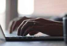 El 74% de los periodistas ya usa inteligencia artificial, pero exige mantener el control editorial
